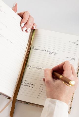 2025 Desktop Linen Bound Planner - White Blossoms