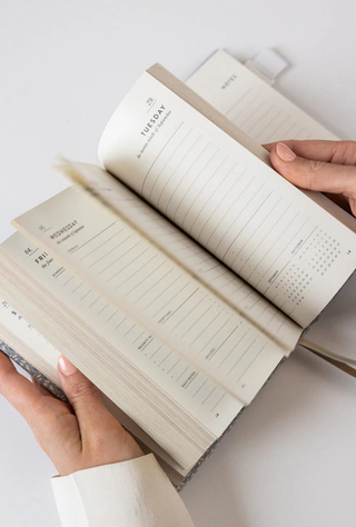 2026 Day to a Page Linen Bound Planner - Frost Bramble