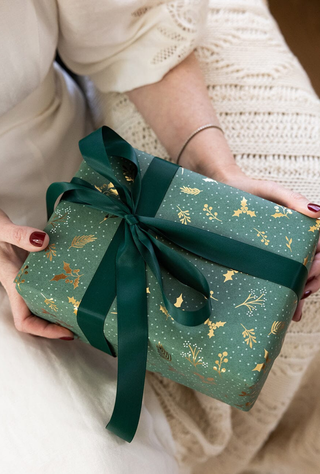 Gift Wrap Roll | Christmas Holly