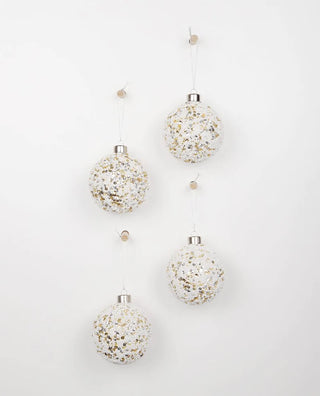 Poem | Hanging Baubles with Pearls